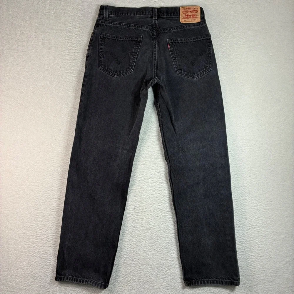Lot of 2 Vintage Levis 550 Relaxed Jeans Men 33x32 Blue Black Faded Tapered Y2K